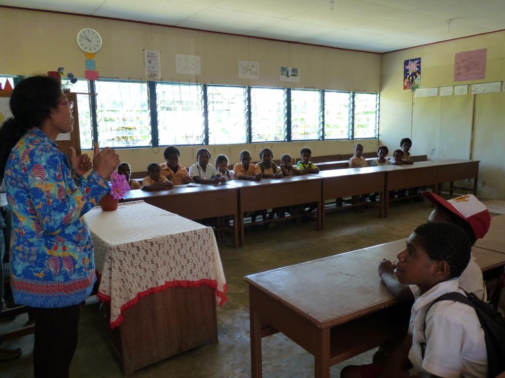 Astaga, Separuh Guru di Papua Mangkir dari Tugas