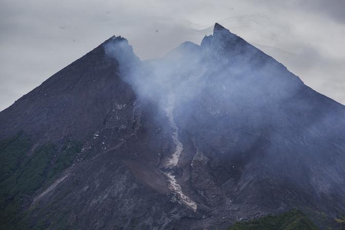 PVMBG: Letusan Gunung Merapi Aktivitas Vulkanik Biasa