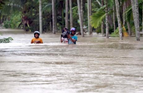 Korban Banjir Bandang di Minasaha Utara Belum Ditemukan