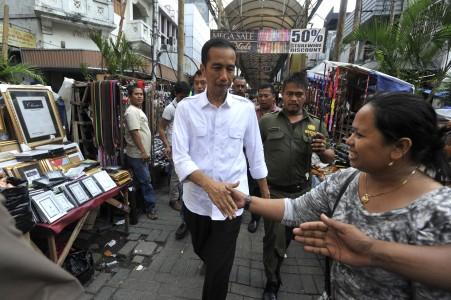 Jokowi: Besok, Baliho Liar Caleg dan Parpol Dicopot