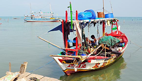 Cuaca Buruk, Nelayan: Tinggal Angkat Utang Saja
