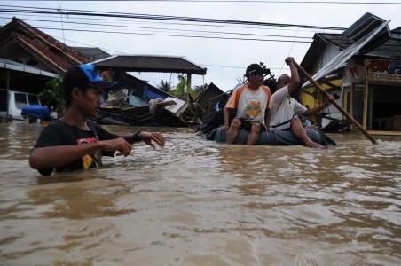 Golkar: Banjir Terjadi Karena Area Resapan Air Dijadikan Kawasan Bisnis
