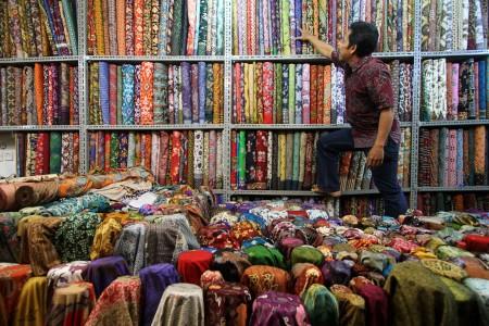 TDL Naik, Pengusaha Tekstil Naikan Harga 10 Persen