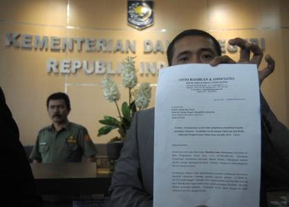 Kemendagri: Pelantikan Gubernur Jatim Soekarwo Jalan Terus