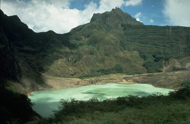 Mencekam Gunung Kelud Meletus, Adzan Tak Henti Berkumandang di Kediri
