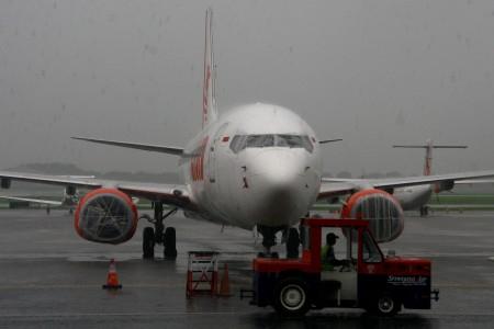 Pembersihan Abu Kelud Belum Selesai Dua Bandara Masih Ditutup
