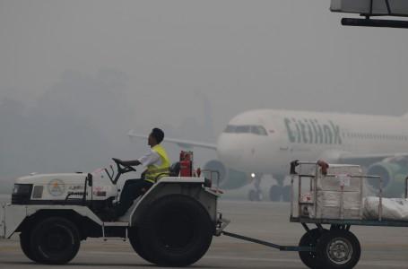 Kabut Pekat, Penerbangan Ke Pekanbaru Dialihkan ke Batam dan Medan