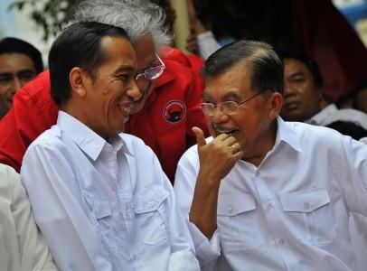 Dana Saweran Jokowi Untuk Menangkal Kampanye Negatif