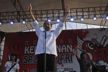Jokowi Pastikan Hadiri Acara Sertijab di Istana