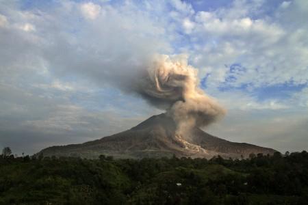 Waspada Ancaman Banjir Lahar Dingin Gunung Sinabung