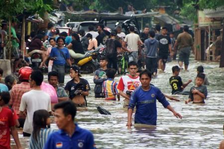 BMKG: Malam Ini Banjir Jakarta Makin Parah