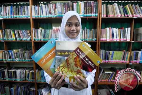 Kemendikbud: Kurikulum 2013 Dihentikan karena Masalah Buku dan Guru