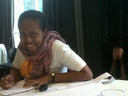 Yuliana  Langowuyo: Untuk Perempuan Papua, di Tanah ini Kami Berjuang