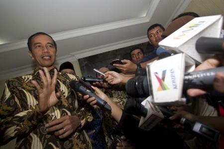 Blusukan ke Subang, Jokowi Beri 1.000 Traktor ke Petani