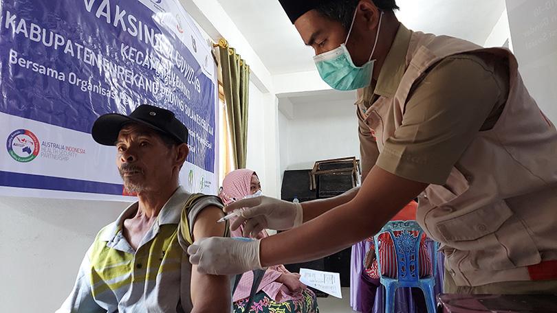 STC Indonesia dan SCF Gelar Vaksinasi Covid-19 Inklusif di Enrekang