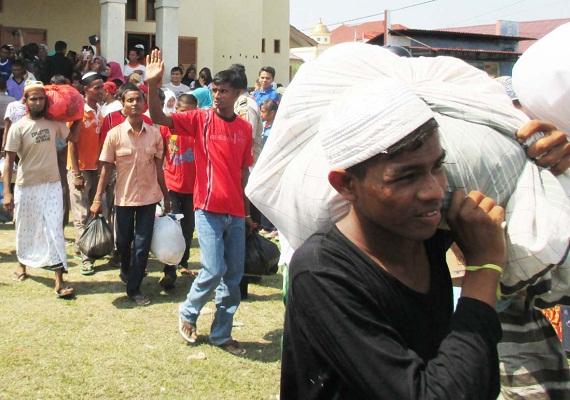 Warga Myanmar di Aceh Utara Pindah ke Barak Lebih Layak