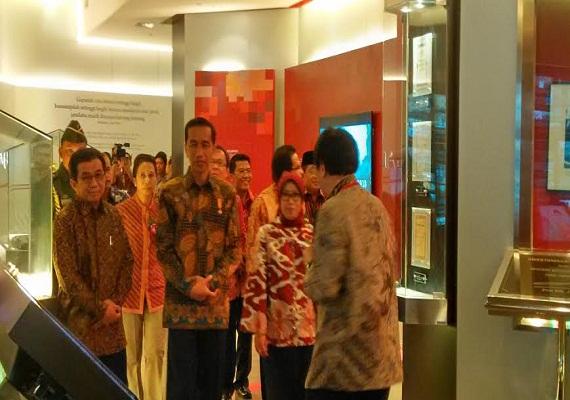 ?Jokowi Ancam Copot Menteri  yang Memperlambat Proyek Pembangunan