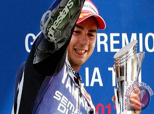 Rossi Capai Posisi Empat, Lorenzo Juara MotoGP 2015