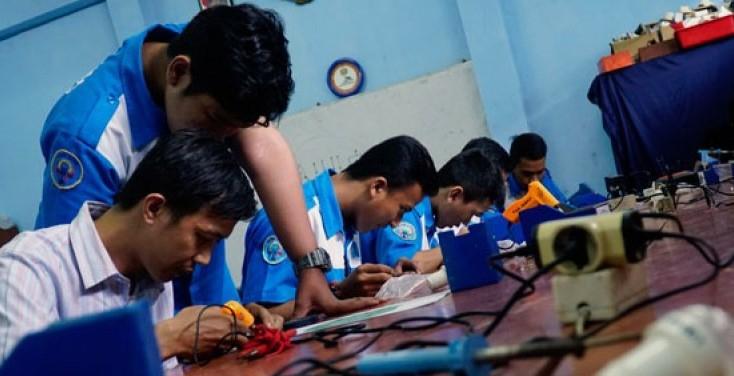 Libatkan SMK, Nadiem Gagas Perakitan Laptop Buatan Dalam Negeri