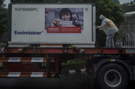10 Juta Vaksin Sinovac Tahap ke-17 telah tiba di Indonesia