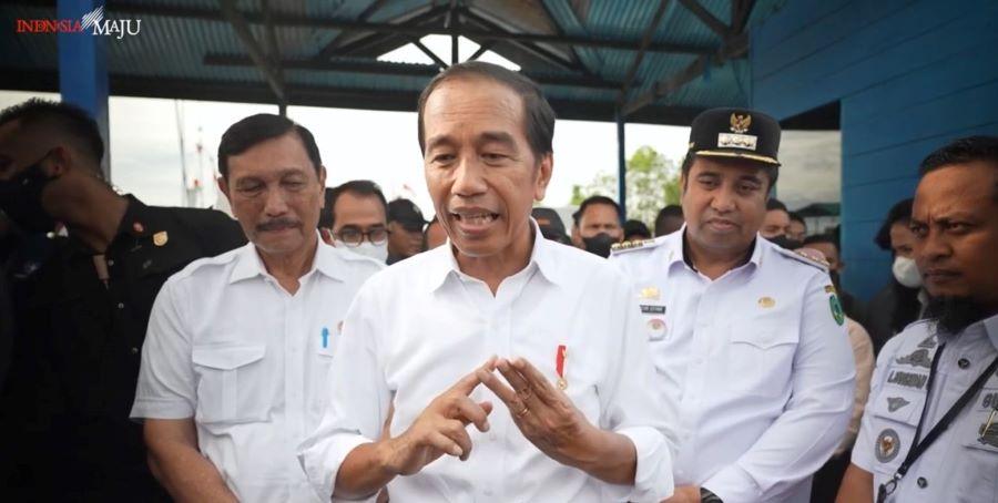 Nelayan Maros Mengeluh soal Perizinan saat Bertemu Jokowi