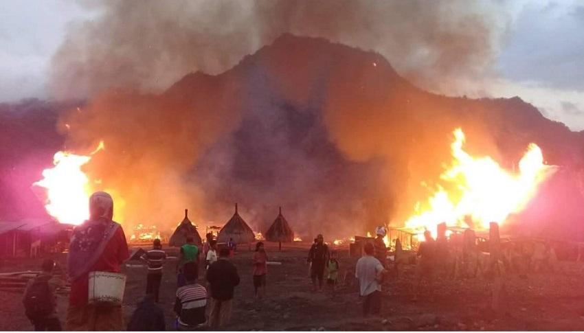 Kampung Adat Megalitikum Gurusina Terbakar, Warga akan Saling Menguatkan