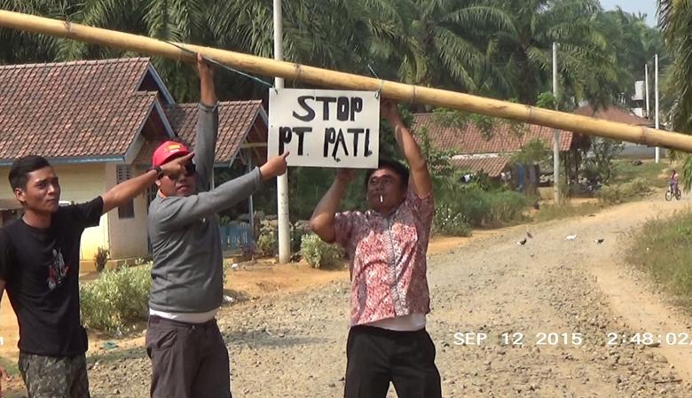 Warga Blokir Akses Menuju Kebun Sawit PT PATI di Bengkulu