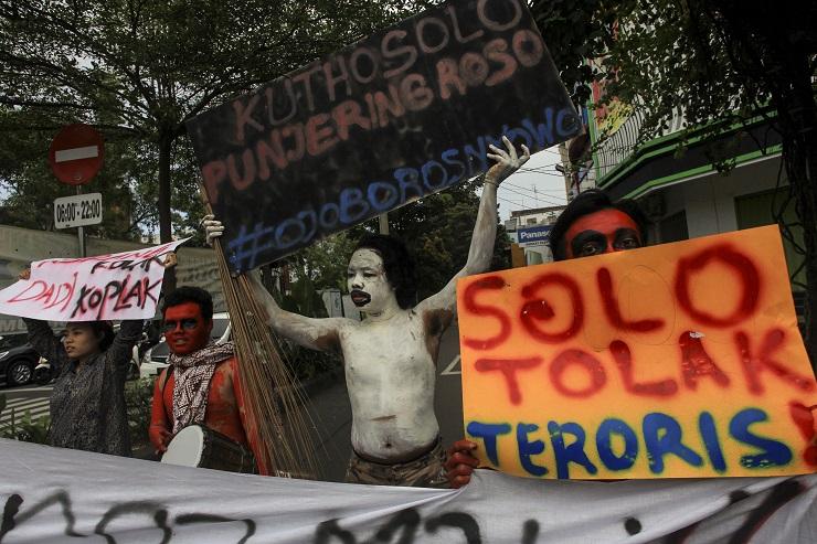 Densus 88 Tangkap Terduga Teroris di Jakarta dan Jambi
