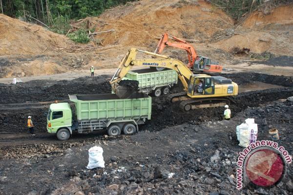 Tolak Penambangan Pasir Ilegal di Lumajang, 'Kancil' Tewas Dianiaya 40 Preman