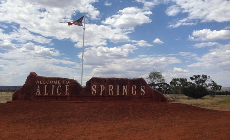 Welcome to Alice Springs sign, signs in the middle of Todd Mall (Town Center). (Photo: Dina Indrasaf