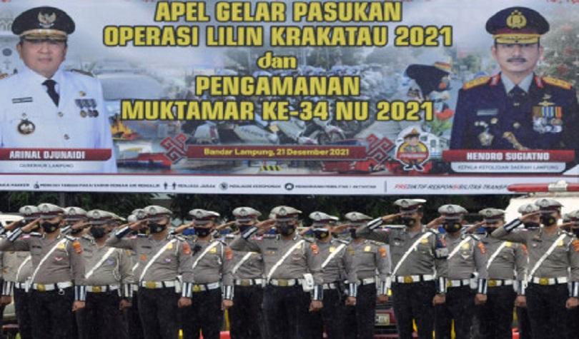 Apel Gelar Pasukan Operasi Lilin Krakatau dan Pengamanan Muktamar NU di Lapangan Korpri Bandar Lampu