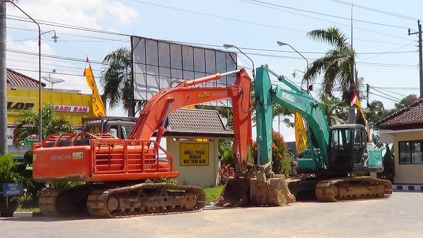Diprotes, Pemkab Bogor Siapkan Jalur Truk Angkutan Tambang