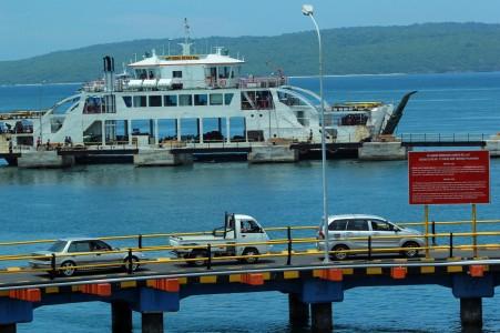 LCT Sebabkan Kemacetan di Pelabuhan Ketapang