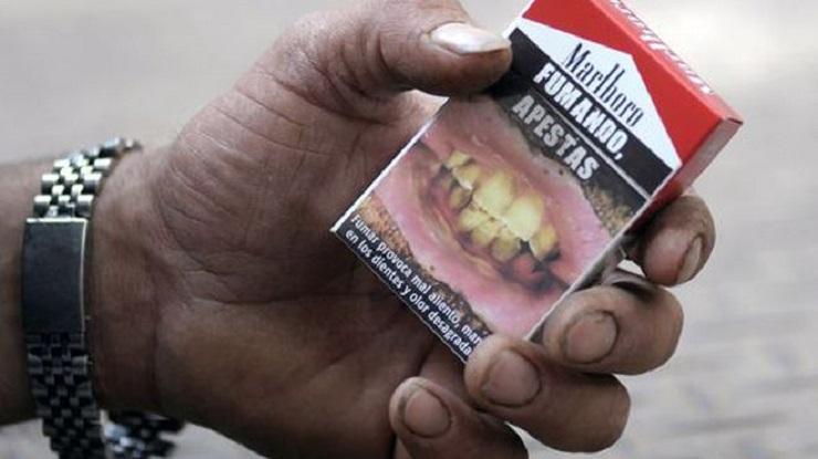 Di Uruguay, gambar peringatan kesehatan memenuhi 80% bungkus rokok (Foto: foxnews.com)