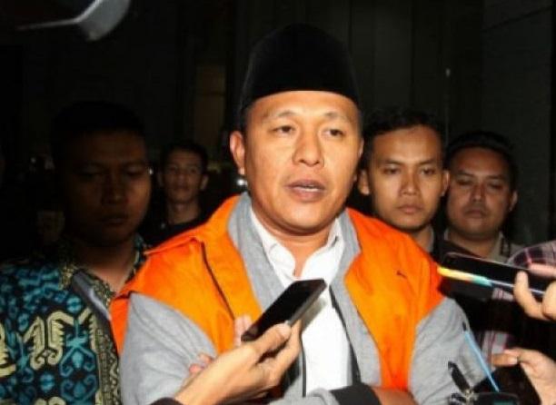 Terima Hampir 100 M dari Calon Rekanan, Eks-Bupati Lampung Tengah jadi Tersangka