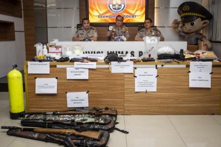 Pasca-Penusukan Wiranto, Densus Tangkap 40 Terduga Teroris JAD