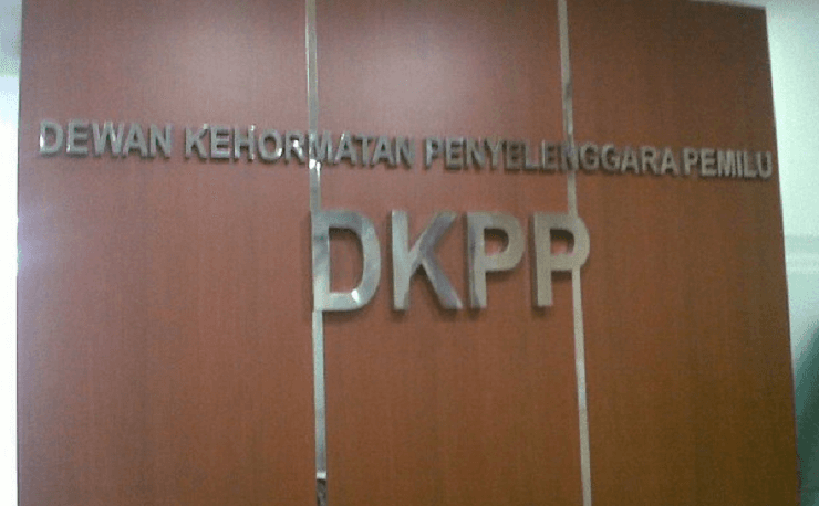 ACTA Minta DKPP Sita Rekaman Pertemuan Tertutup Anggota KPU-Bawaslu-Timses Ahok