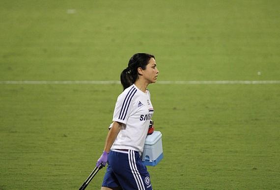 Dokter Eva Carneiro Hentikan Gugatan ke Chelsea & Mourinho