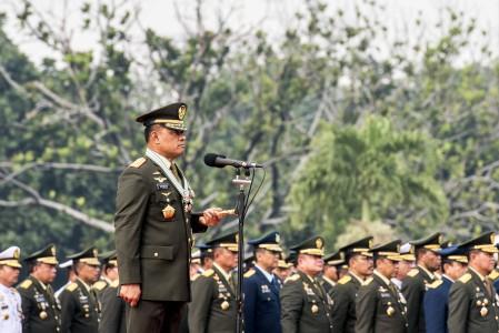 DPR: TNI Jangan Dulu Bicara Hak Politik