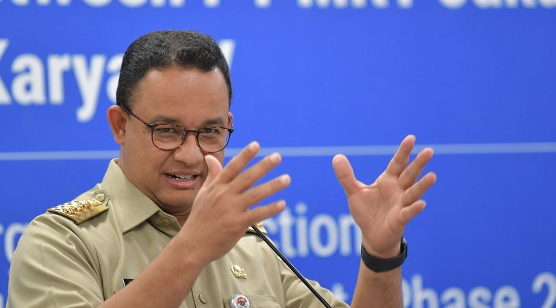 Gubernur Anies Jalani Aktivitas dari Rumah Dinas