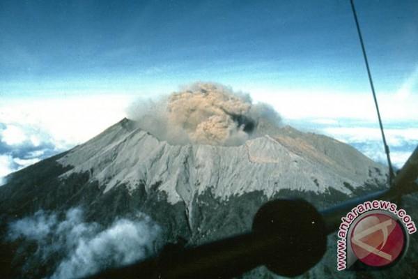 PVMBG: Erupsi Abu Vulkanik Gunung Raung Menurun