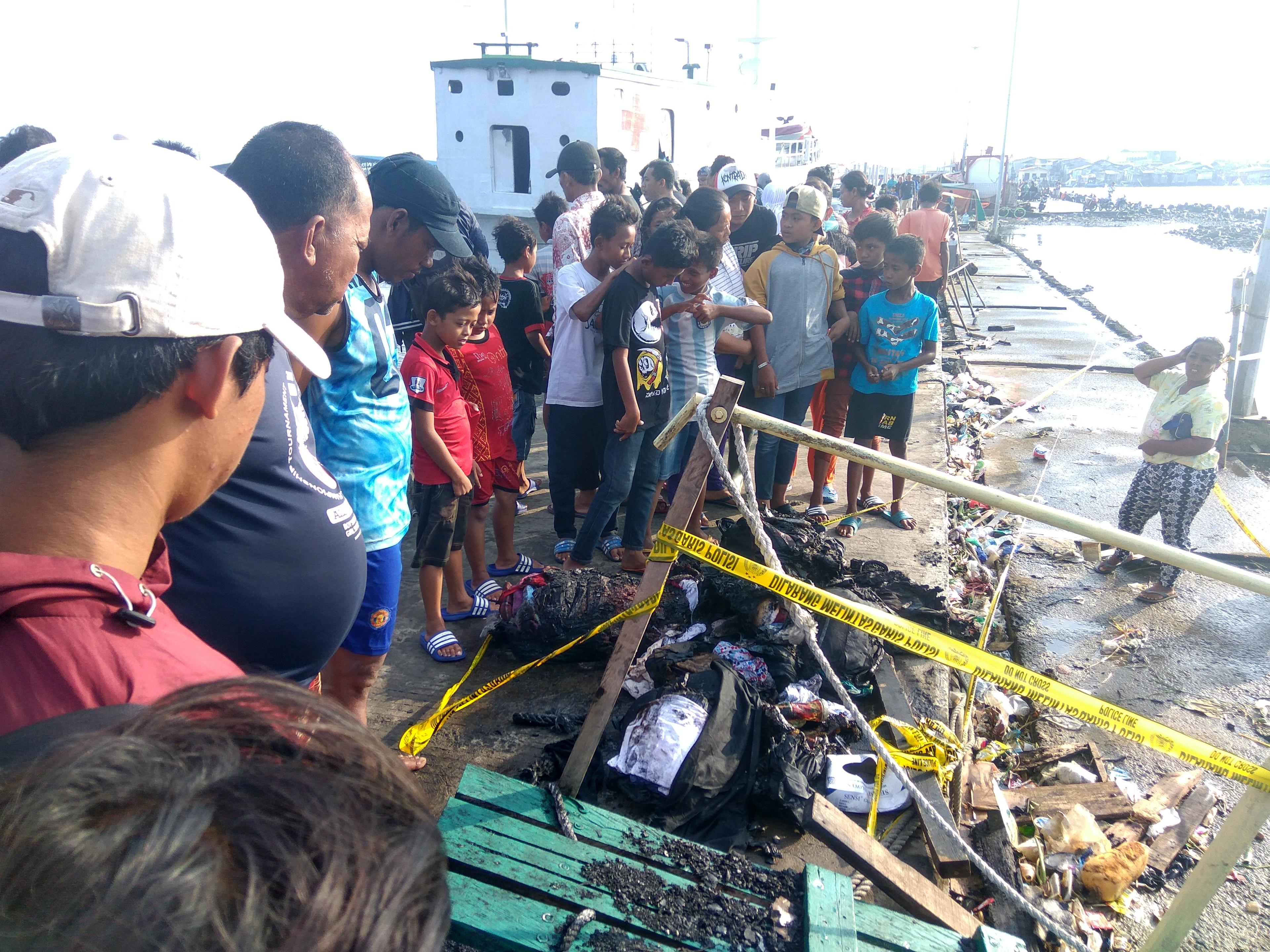 Kapal Terbakar, SAR Jakarta Siagakan Belasan Personel