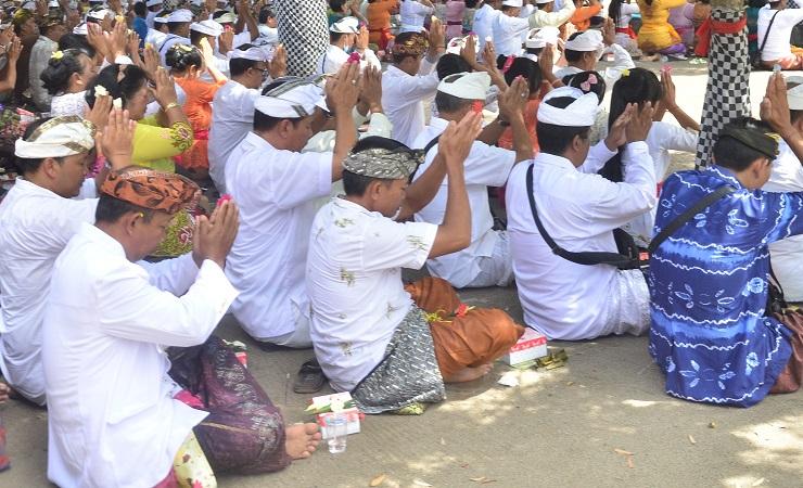 Parisada Hindu: Perusakan Pura di Sumbawa Tak Ganggu Perayaan Galungan