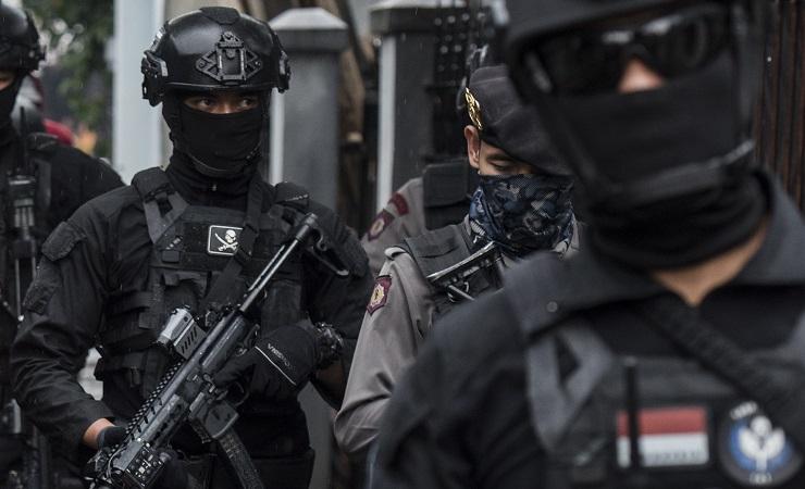 Densus 88 Tangkap Simpatisan ISIS di Manado