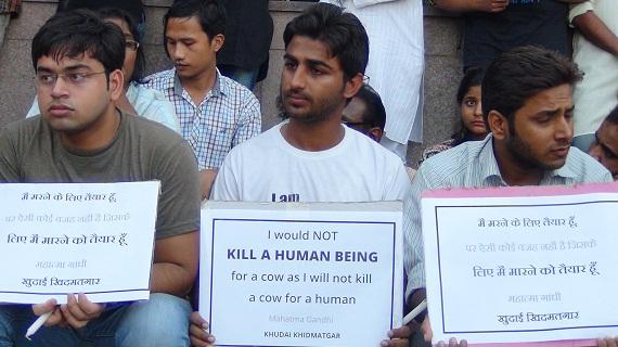 Aksi unjuk rasa di New Delhi terkait tewasnya pria Muslim yang dituduh mengkonsumsi daging sapi. (Fo