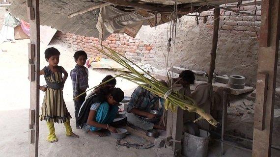 Indian children at work. (Photo: Jasvinder Sehgal)