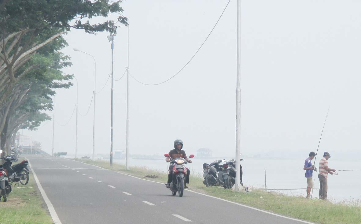 Kabut asap di Lhokseumawe Aceh. (KBR/Erwin J)