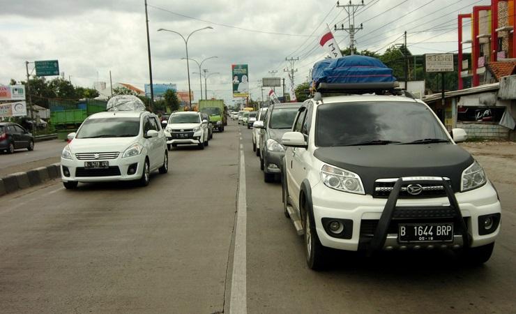 Seratus Ribu Kendaraan Diprediksi Keluar Jakarta Hari Ini