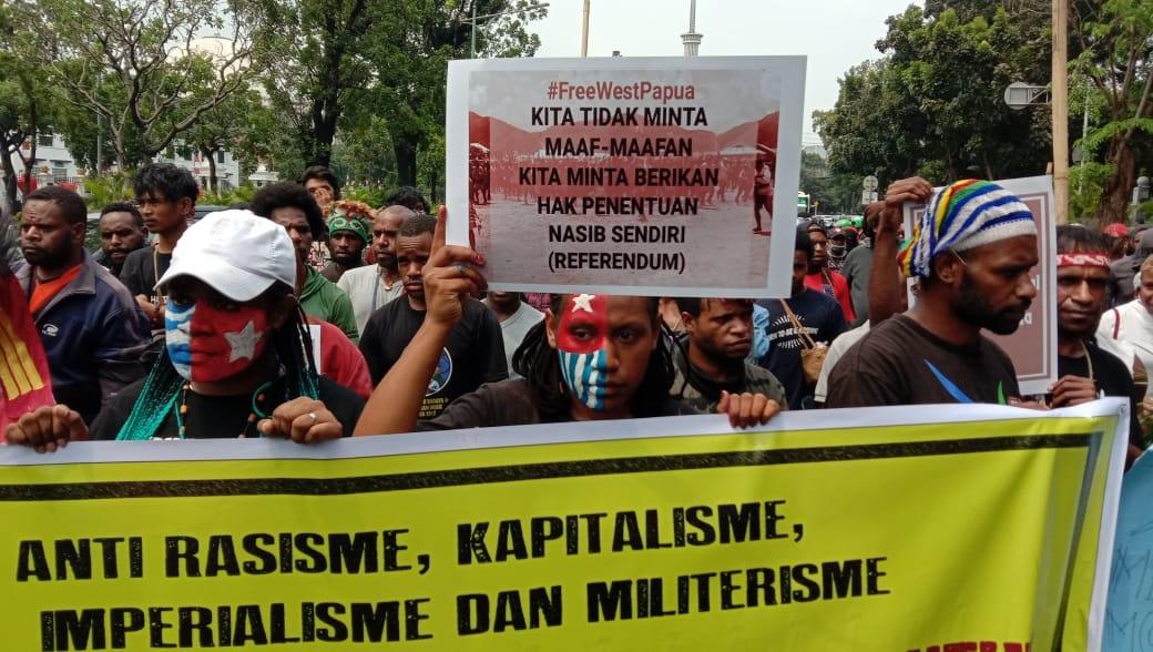 Pasca-Ujaran Rasis, Mahasiswa Papua Demo Tuntut Referendum di Mabes TNI AD