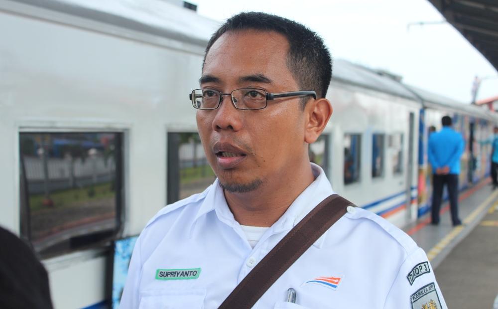 Manager Humas PT KAI Daop III Cirebon, Supriyanto. Foto: KBR/Fransiskus Mokalu